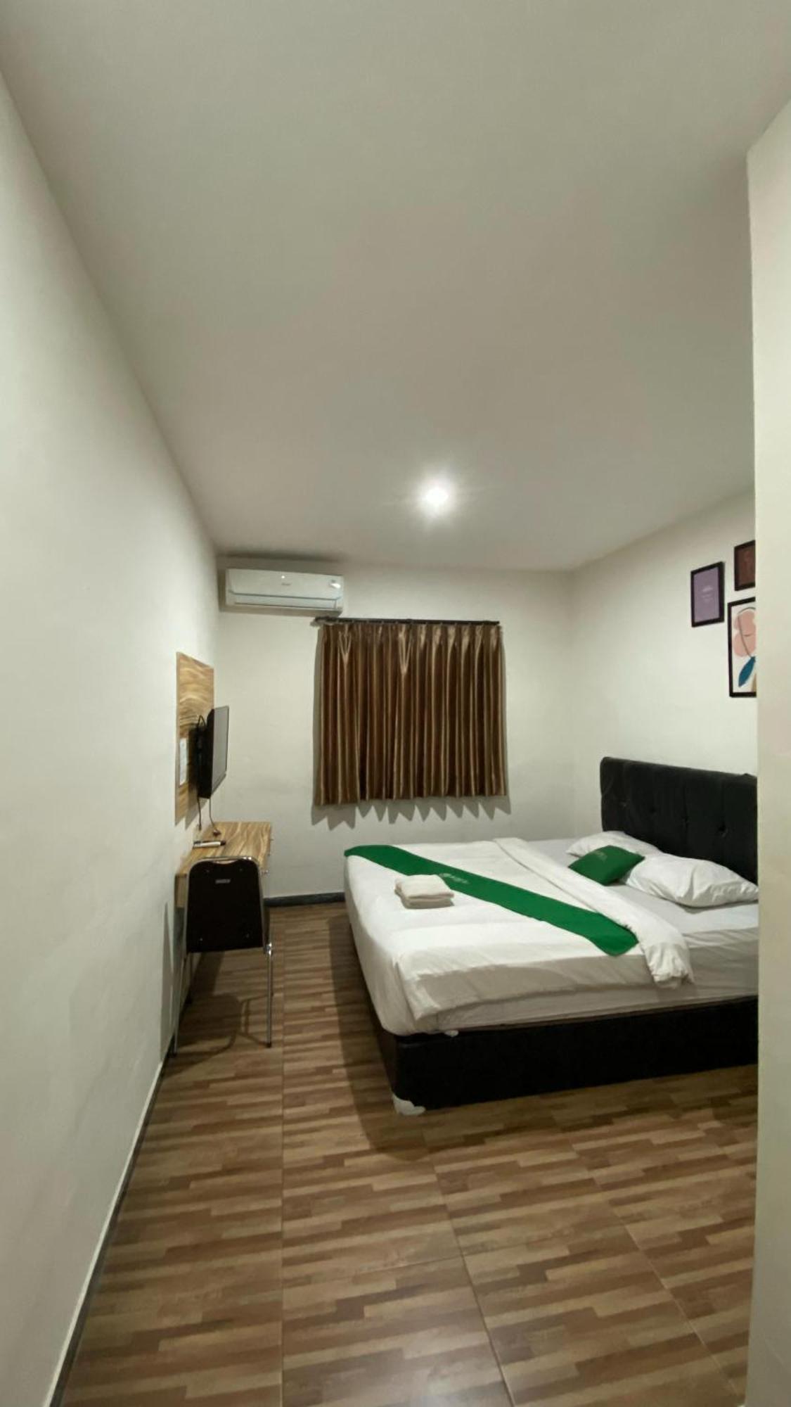 Bima Guest House Ngadipuro エクステリア 写真